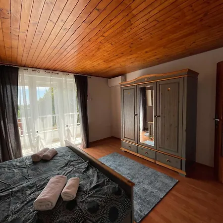 Magnolia Apartment