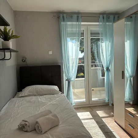 Magnolia Apartment